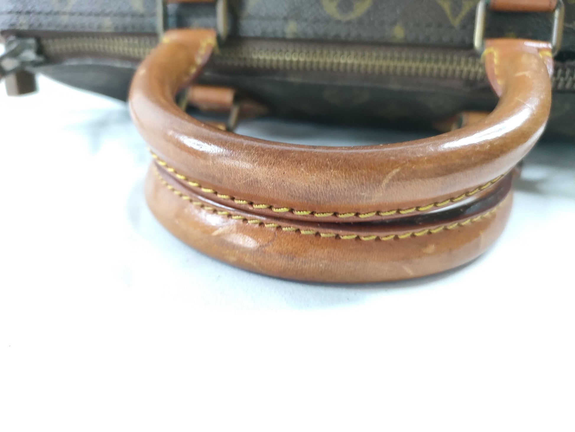 LOUIS VUITTON M41108 Monogram LOUIS VUITTON Louis Vuitton Monogram M41108 Speedy 30 Handbag