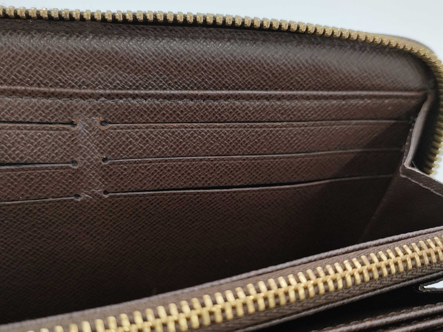 LOUIS VUITTON Damier Zippy Wallet, 2017, G Hardware, UB4177