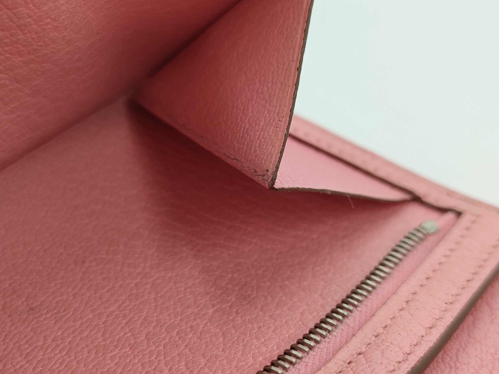 HERMES Bearn Soufflet Chevre Pink □R SV Hardware Wallet