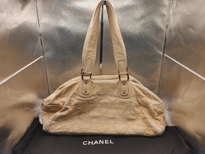 CHANEL Matelasse Beige Lambskin Shoulder Bag with Seal, 10943015, Dust Bag Included