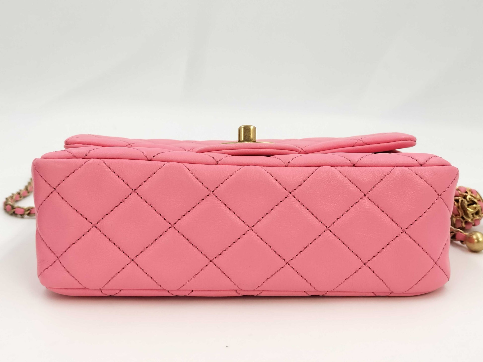 CHANEL CHANEL BAG MATELASSE LAMBSKIN PINK CRUSH MINI RECTANGULAR A37586 MICROCHIP CHAIN ​​GHW AUUNK8TG Shoulder Bag