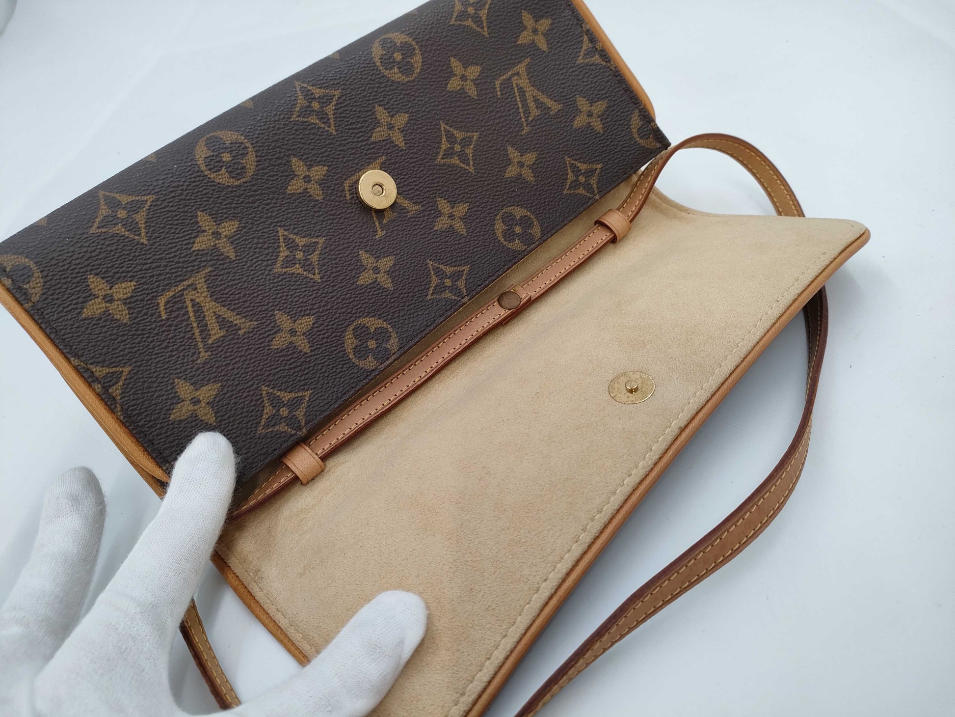 LOUIS VUITTON Louis Vuitton Brand Bag Pochette Twin CA1909 Shoulder Bag