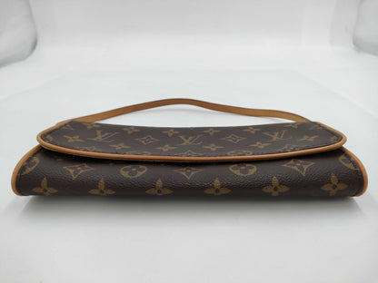 LOUIS VUITTON Louis Vuitton Brand Bag Pochette Twin CA1909 Shoulder Bag