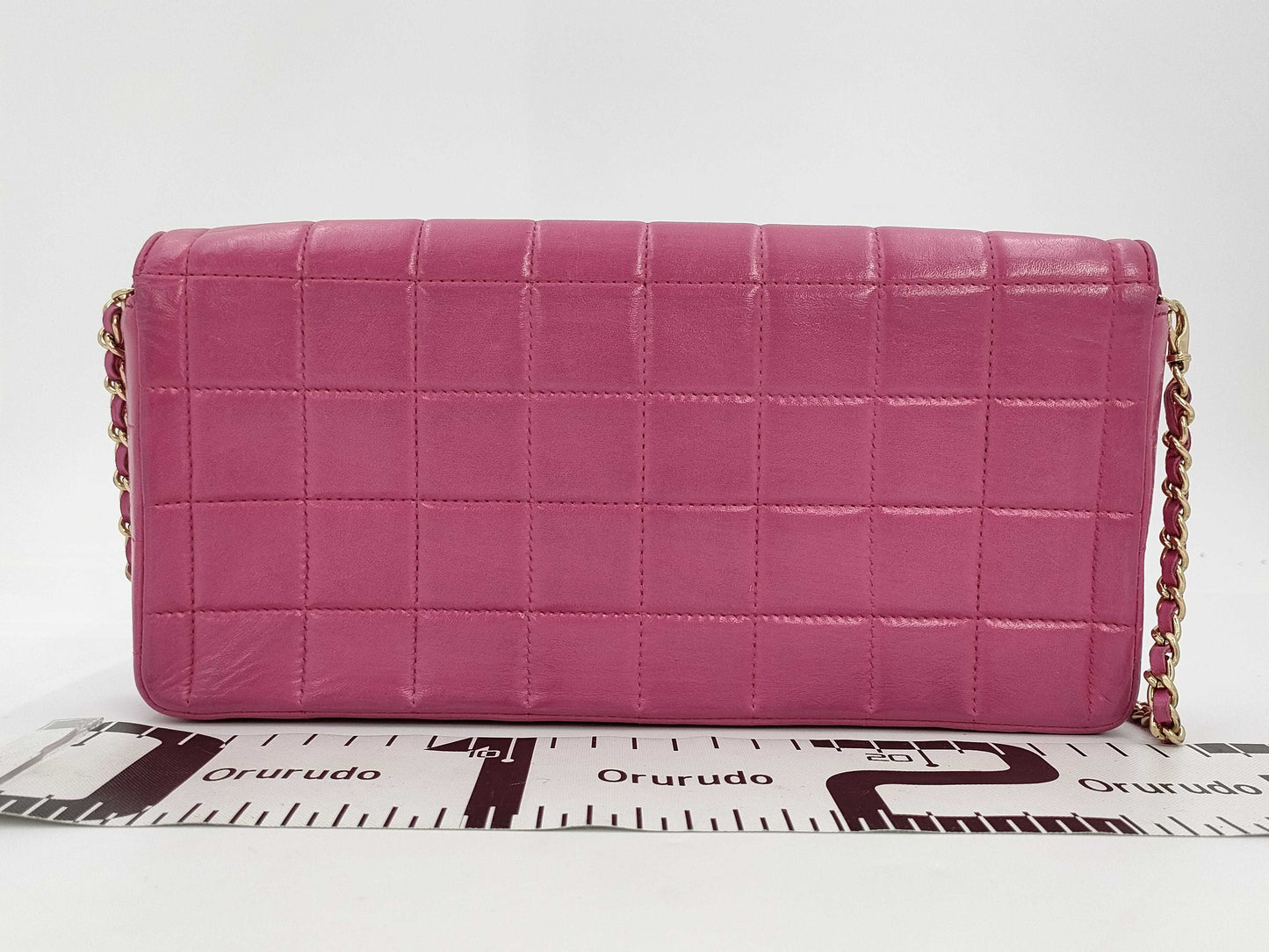 CHANEL Chocobar Chain Shoulder Bag with Turn Lock, Pink