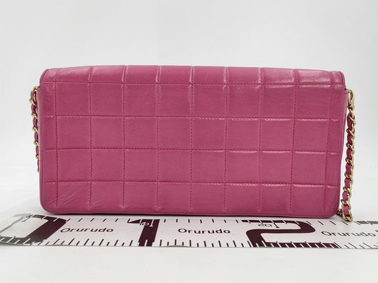 CHANEL Chocobar Chain Shoulder Bag with Turn Lock, Pink