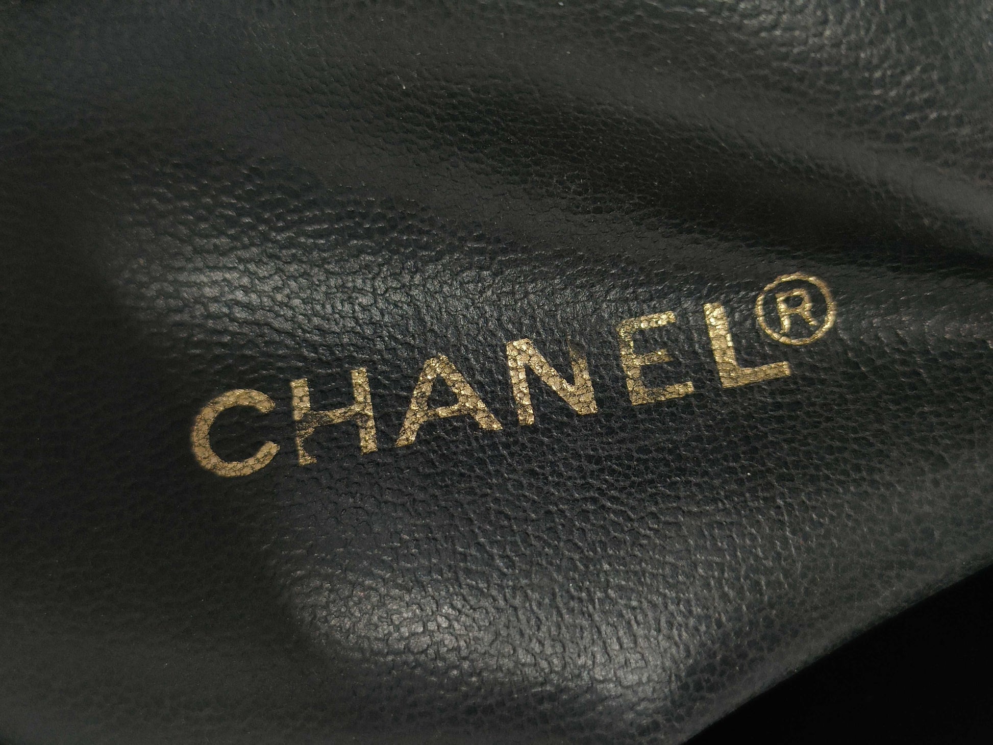 CHANEL Coco Mark Patent Leather Black Gold Hardware Tote Bag