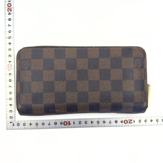 LOUIS VUITTON Damier Zippy Wallet