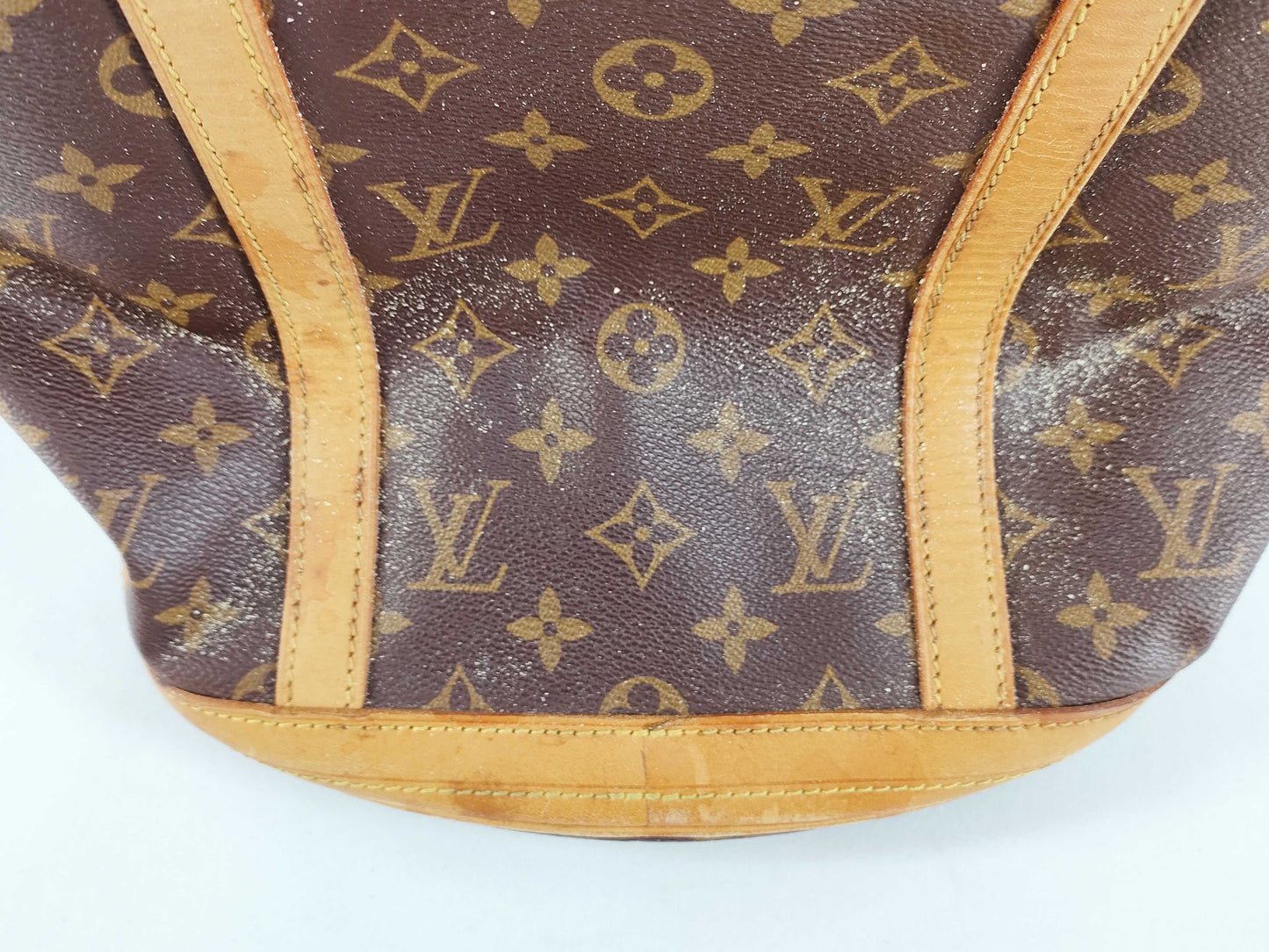 LOUIS VUITTON Monogram Bucket GM Tote Bag