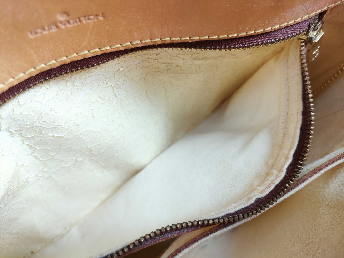 LOUIS VUITTON Monogram Bucket GM Tote Bag