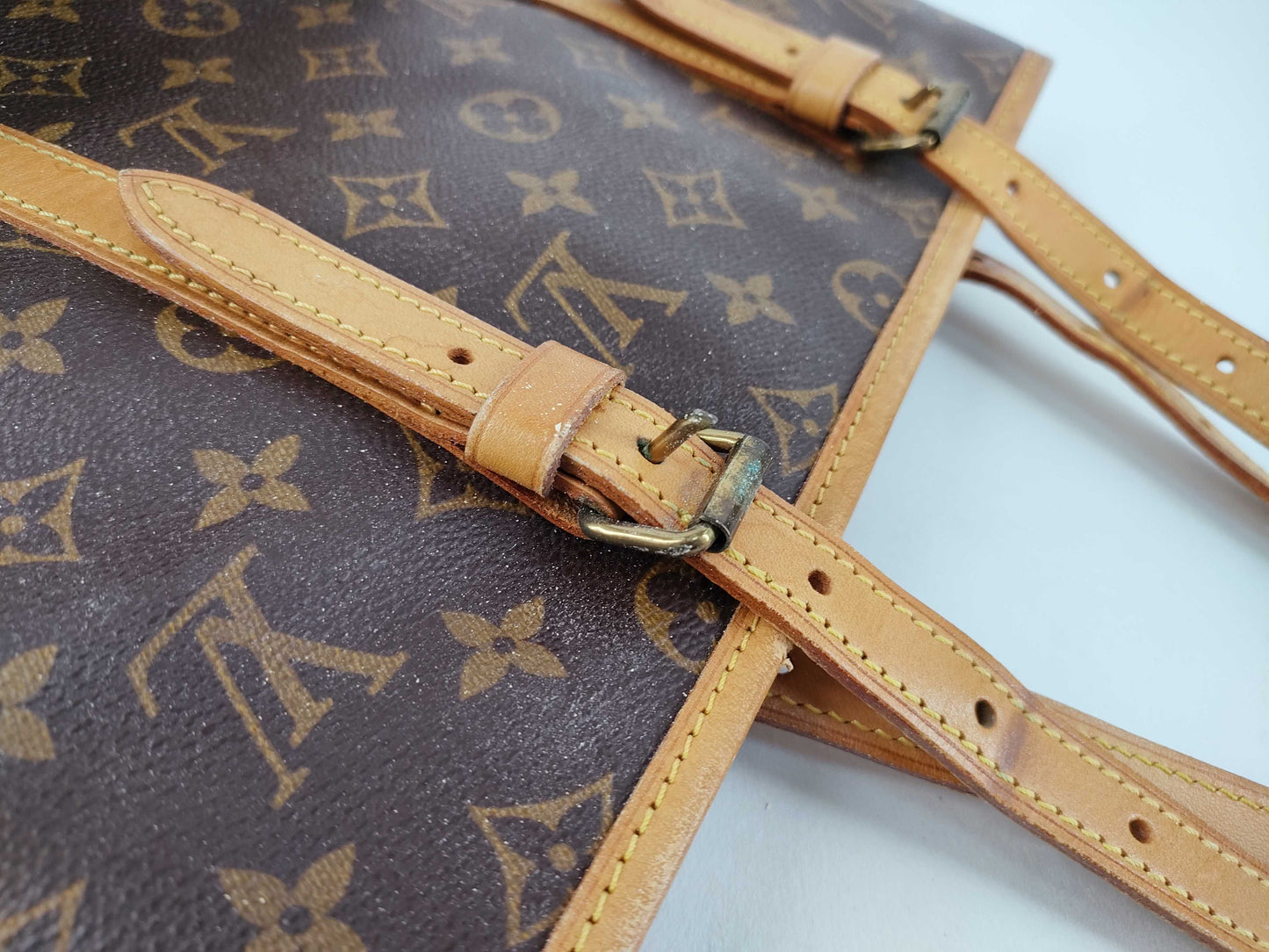 LOUIS VUITTON Monogram Bucket GM Tote Bag