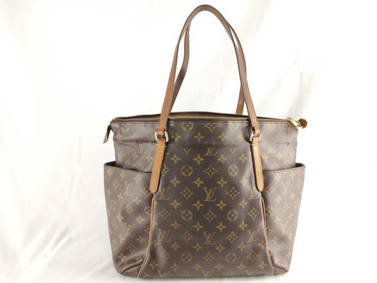 LOUIS VUITTON Monogram Totally Handbag