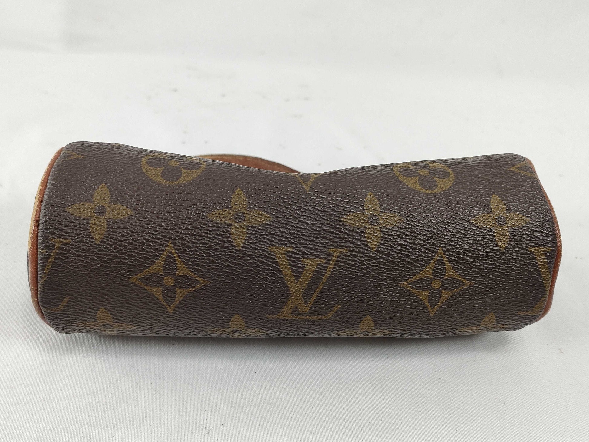 LOUIS VUITTON Monogram Papillon Pouch
