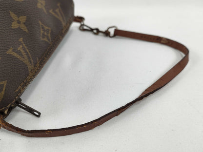 LOUIS VUITTON Monogram Papillon Pouch