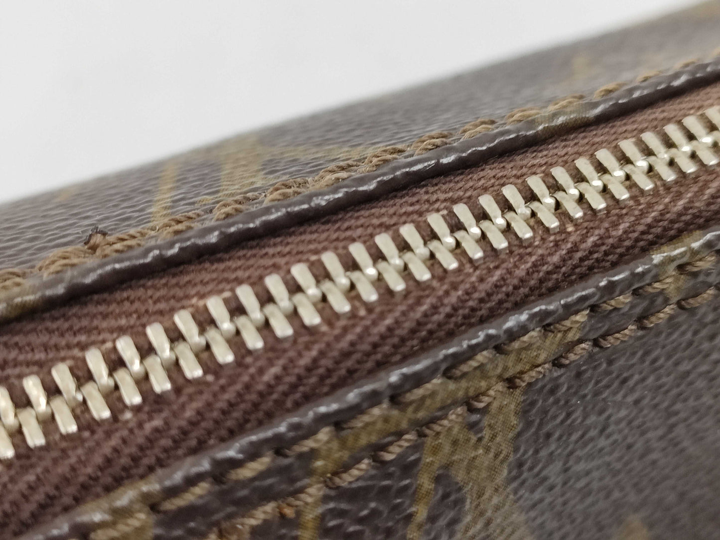 LOUIS VUITTON Monogram Papillon Pouch