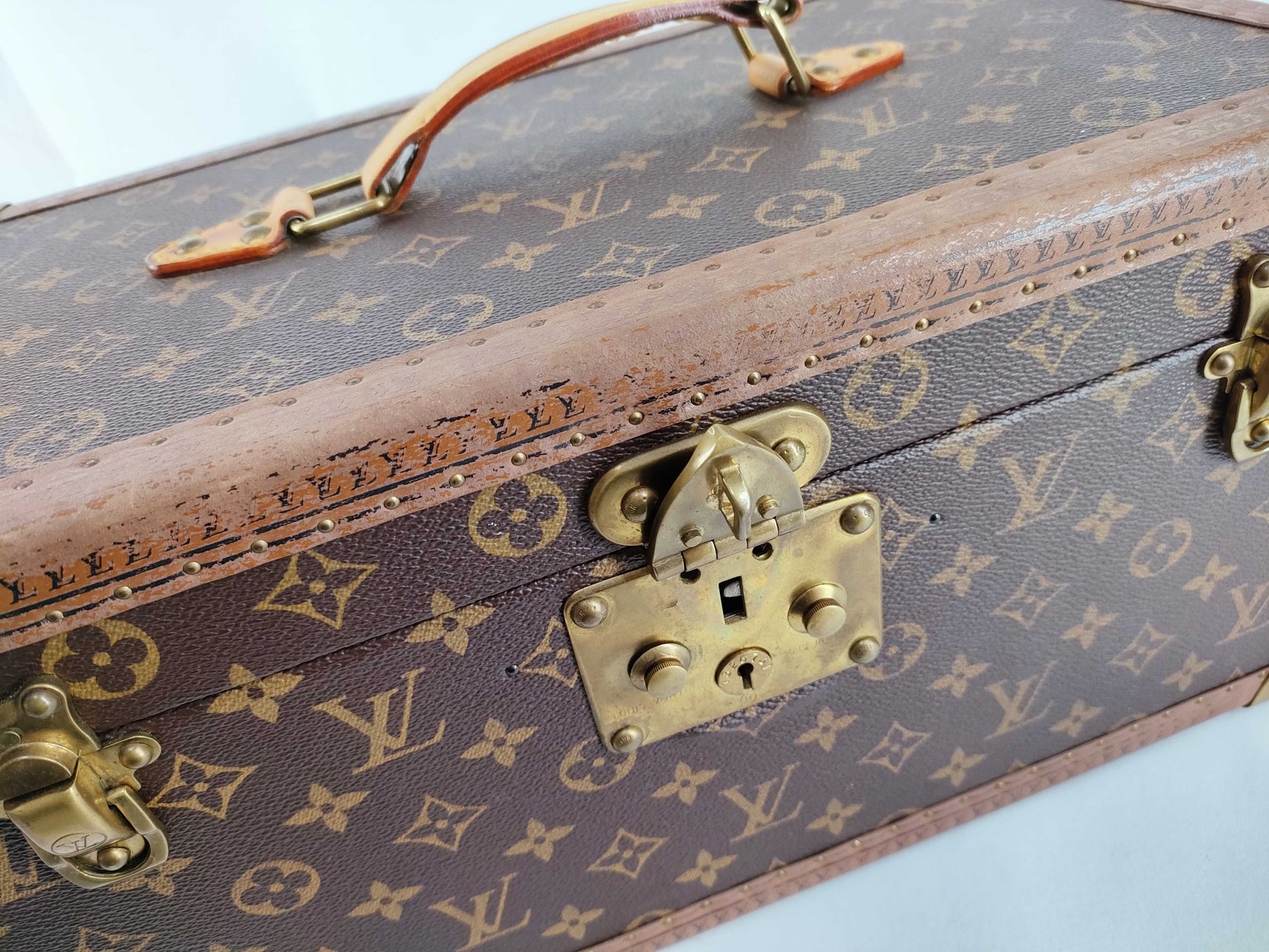 LOUIS VUITTON Monogram Boite Pharmacy Handbag