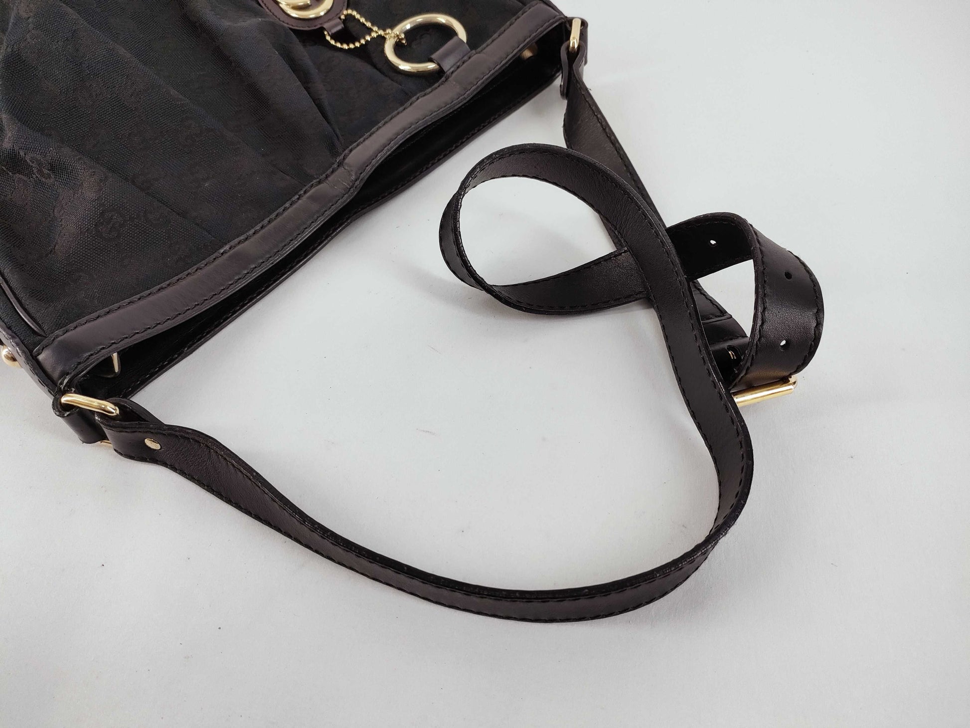 GUCCI GG Canvas Gucci Sukey GG Canvas Shoulder Bag Shoulder Bag
