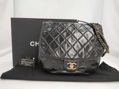 CHANEL Matelasse Shoulder Bag, Vintage Calfskin, Black, 20 Series