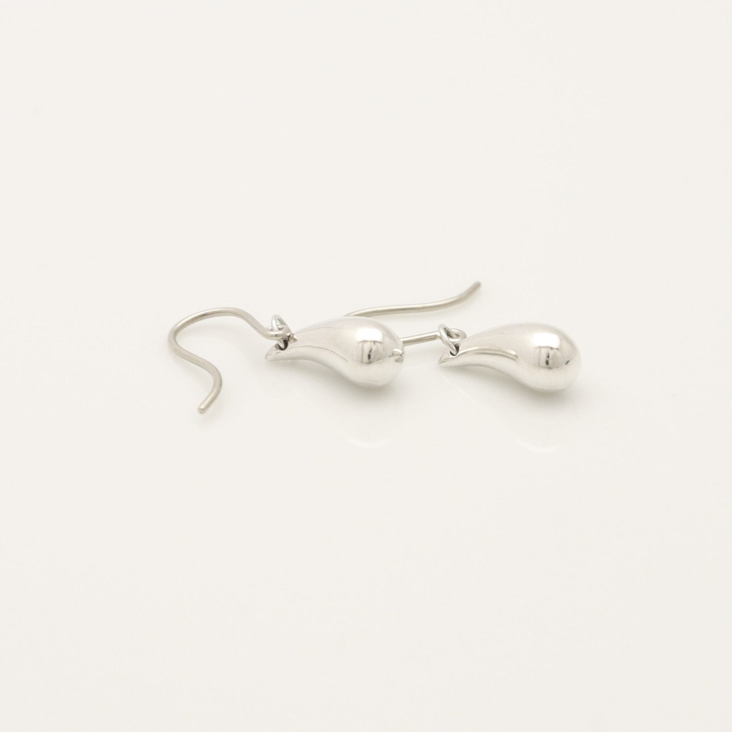 Tiffany & Co. Tiffany Teardrop Earrings, 925 Sterling Silver, Weight 3.62g