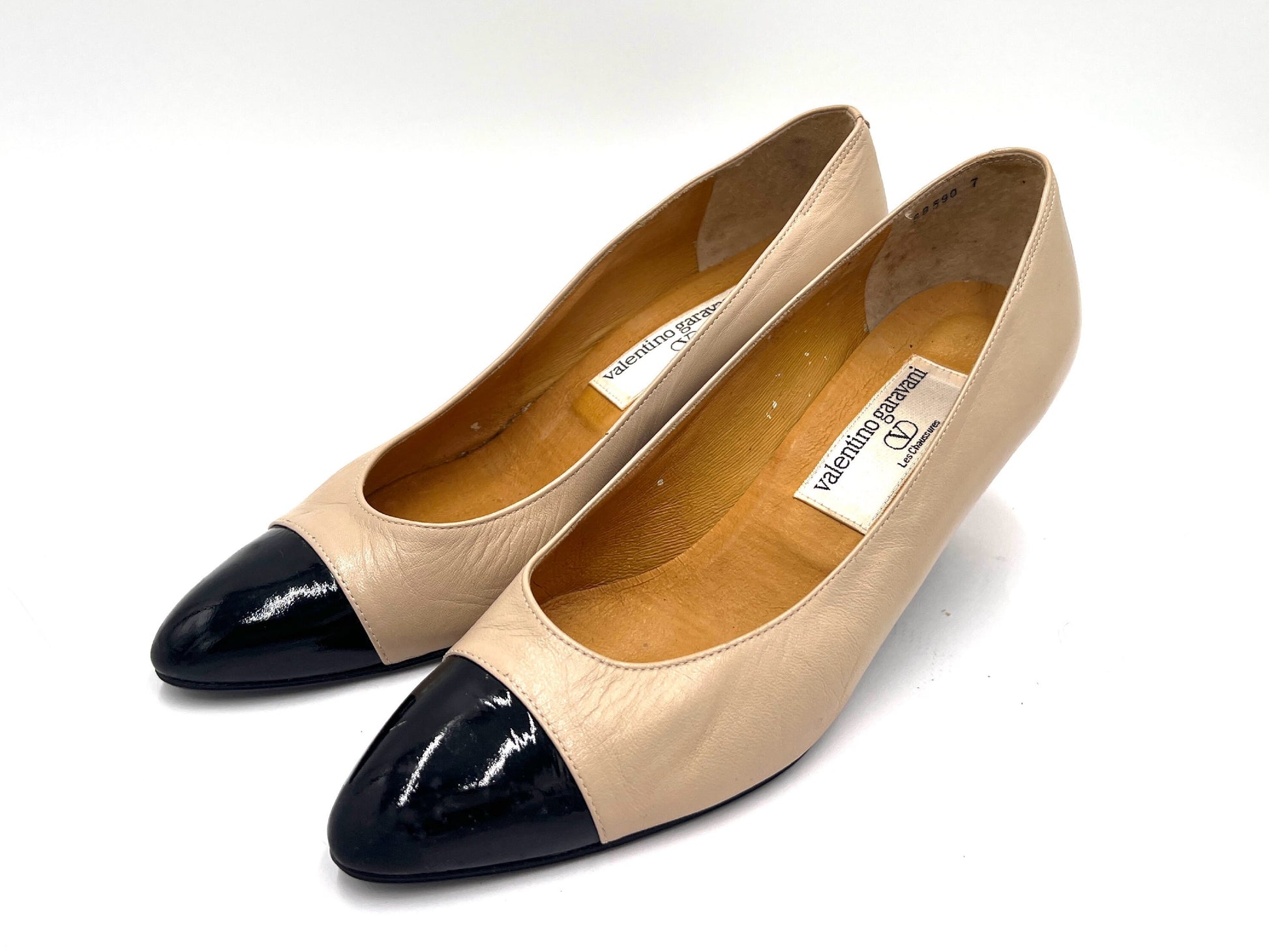 VALENTINO Valentino Garavani 58590 7 Cap Toe Pumps Black Beige Size 37