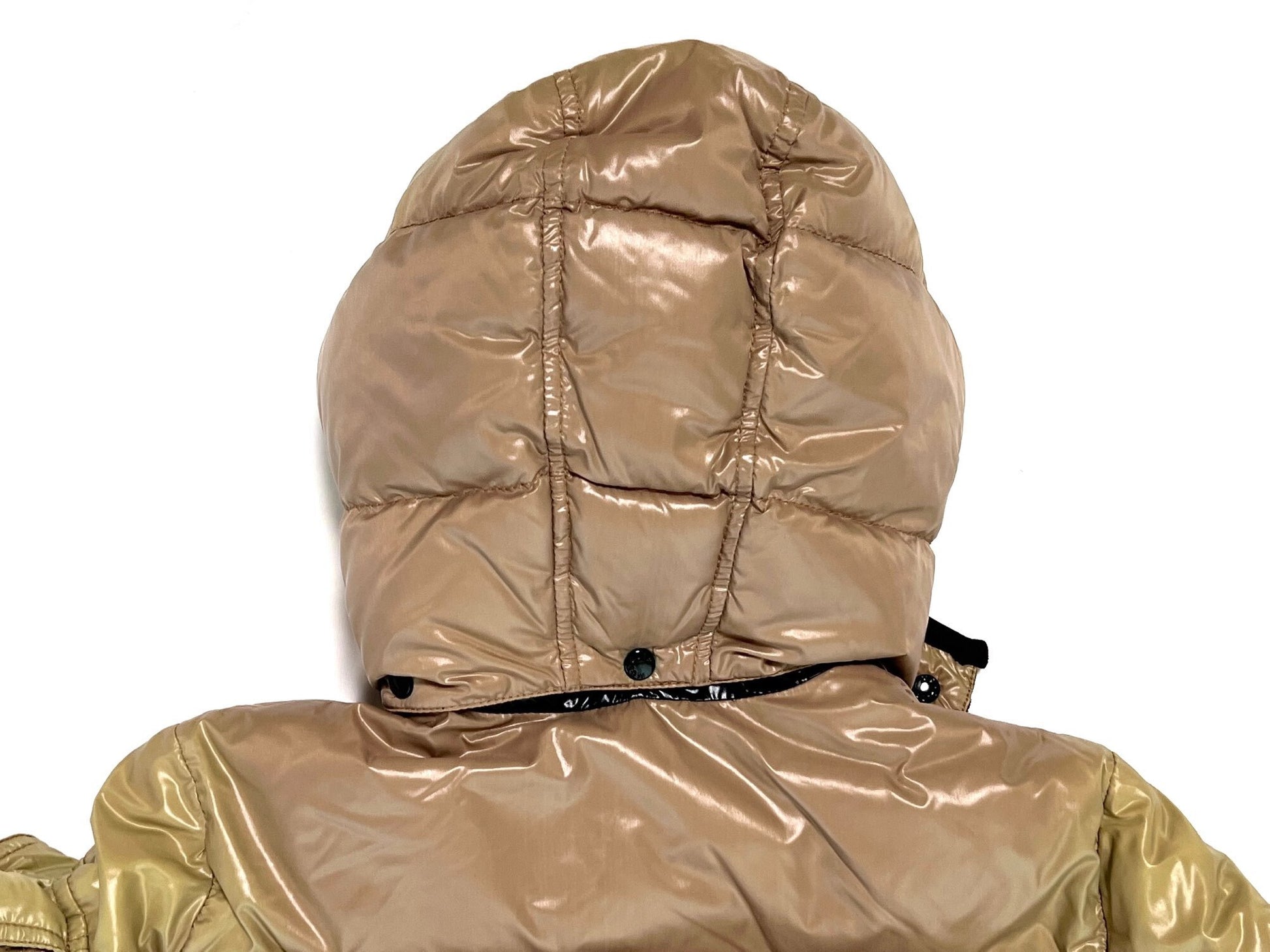 MONCLER BADIA Large Logo Down Jacket, Beige, Size 00