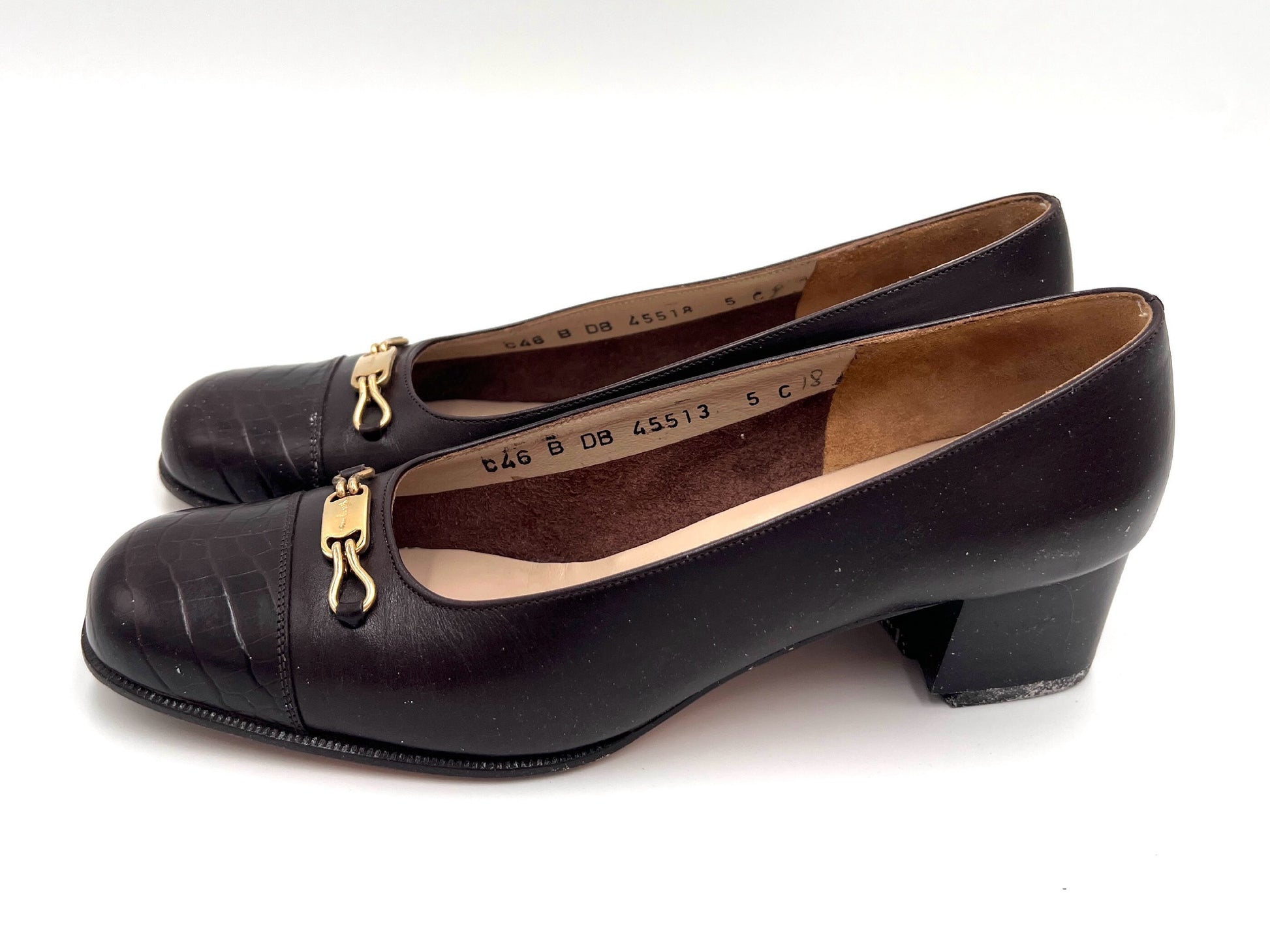 Salvatore Ferragamo Leather Dark Brown Pumps Size 5