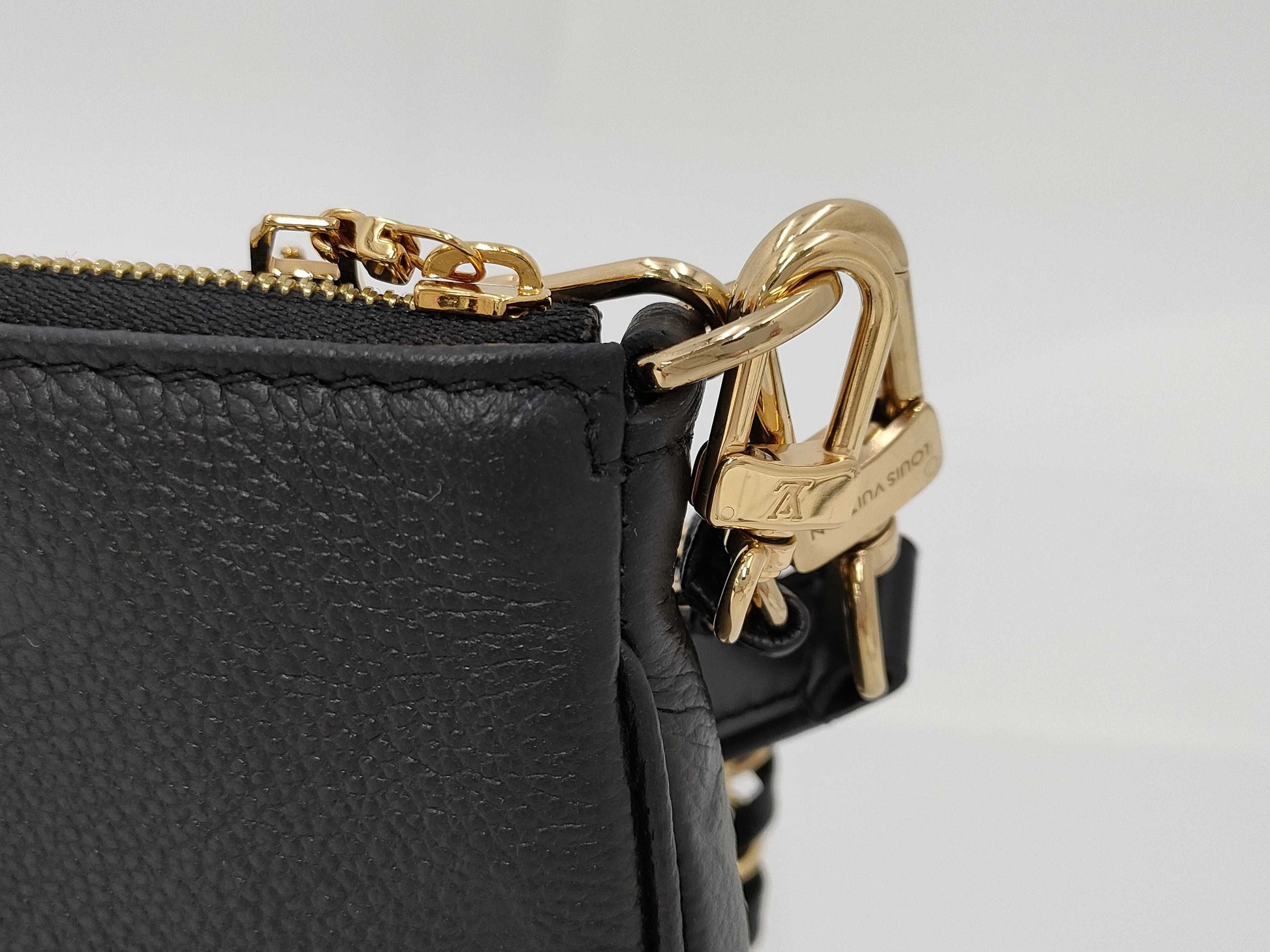 LOUIS VUITTON Pochette Accessoires Empreinte Black Noir Shoulder Bag