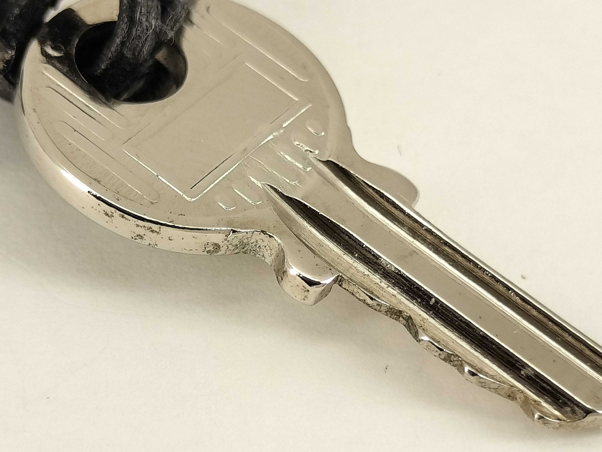 HERMES HERMES Cadena and Key Set, Key Padlock, Silver, with Leather Cord, Other Accessories