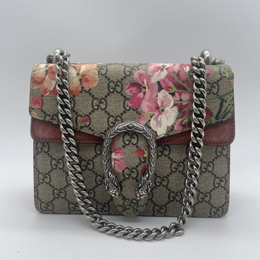 GUCCI GG Supreme Floral Dionysus Shoulder Bag