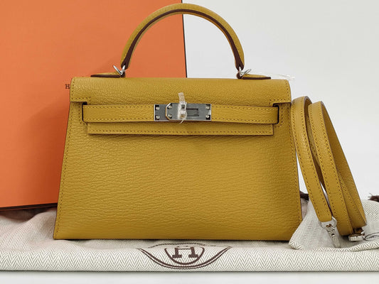 HERMES Mini Kelly Do Handbag, Chevre Jaune Ambre, Stitched, Silver Hardware, W Stamp, Hardware Seal