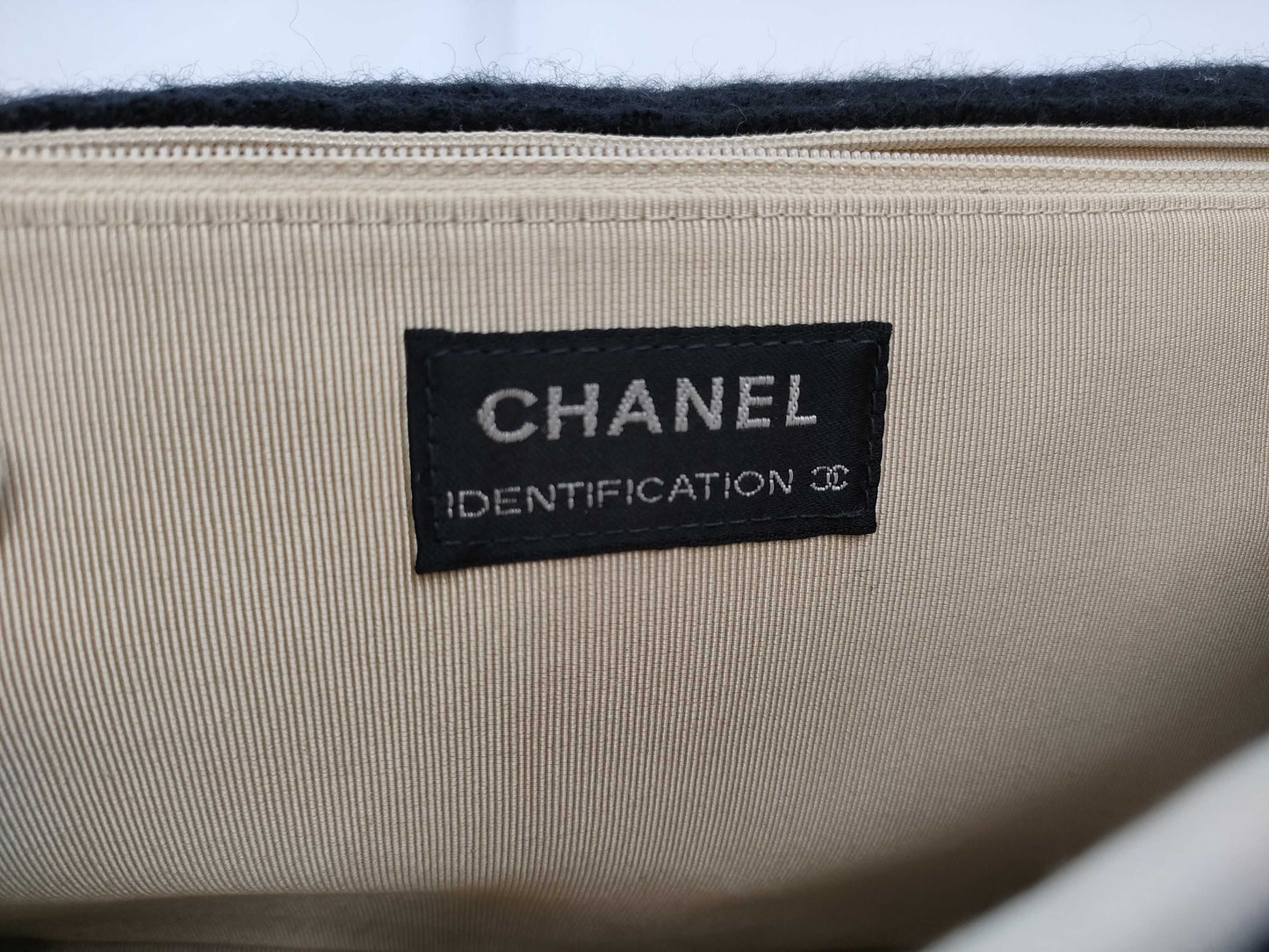 CHANEL Chocobar 2.55 Chain Shoulder Bag in Black Felt A37590 5838545 Shoulder Bag