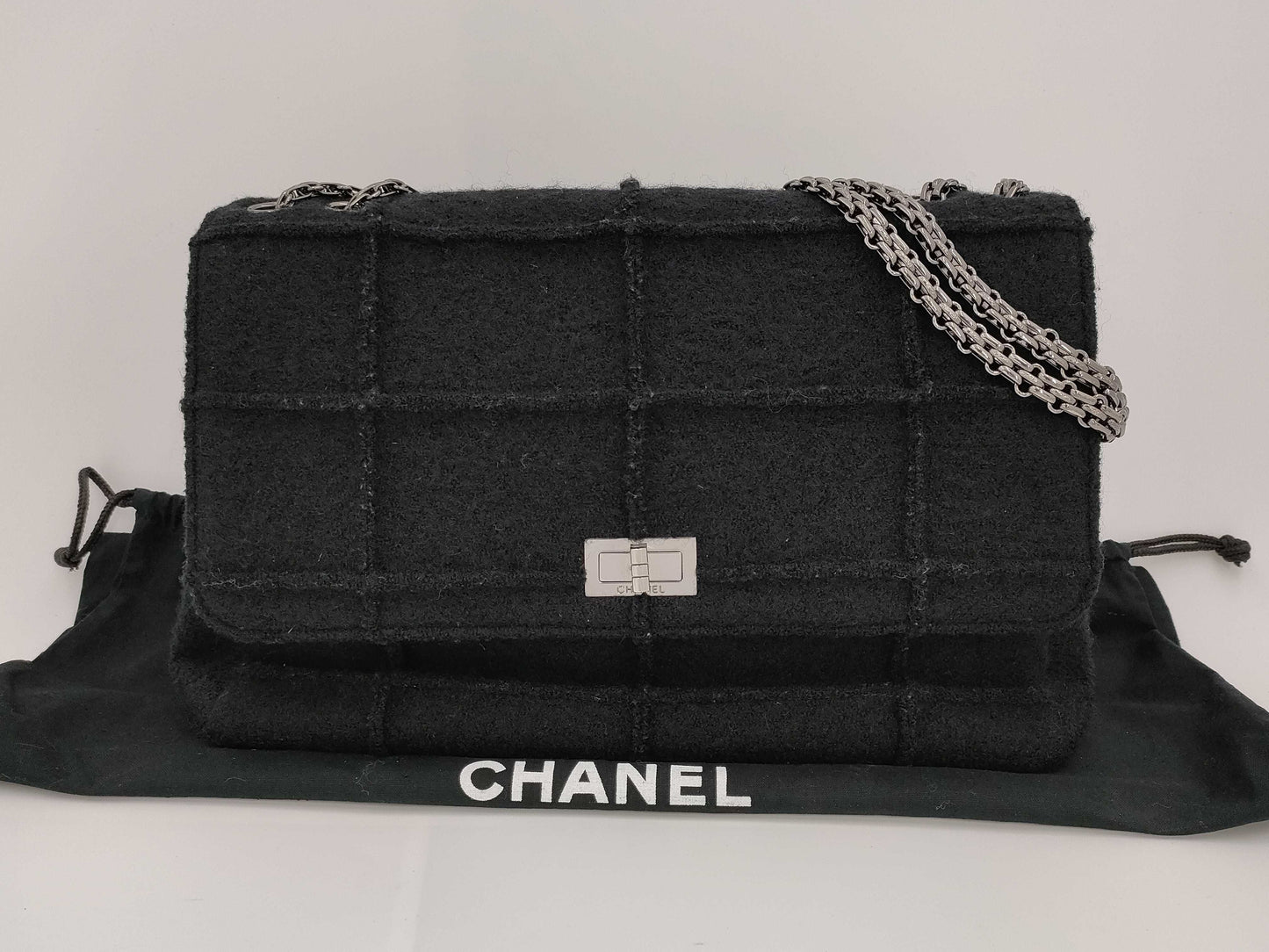 CHANEL Chocobar 2.55 Chain Shoulder Bag in Black Felt A37590 5838545 Shoulder Bag