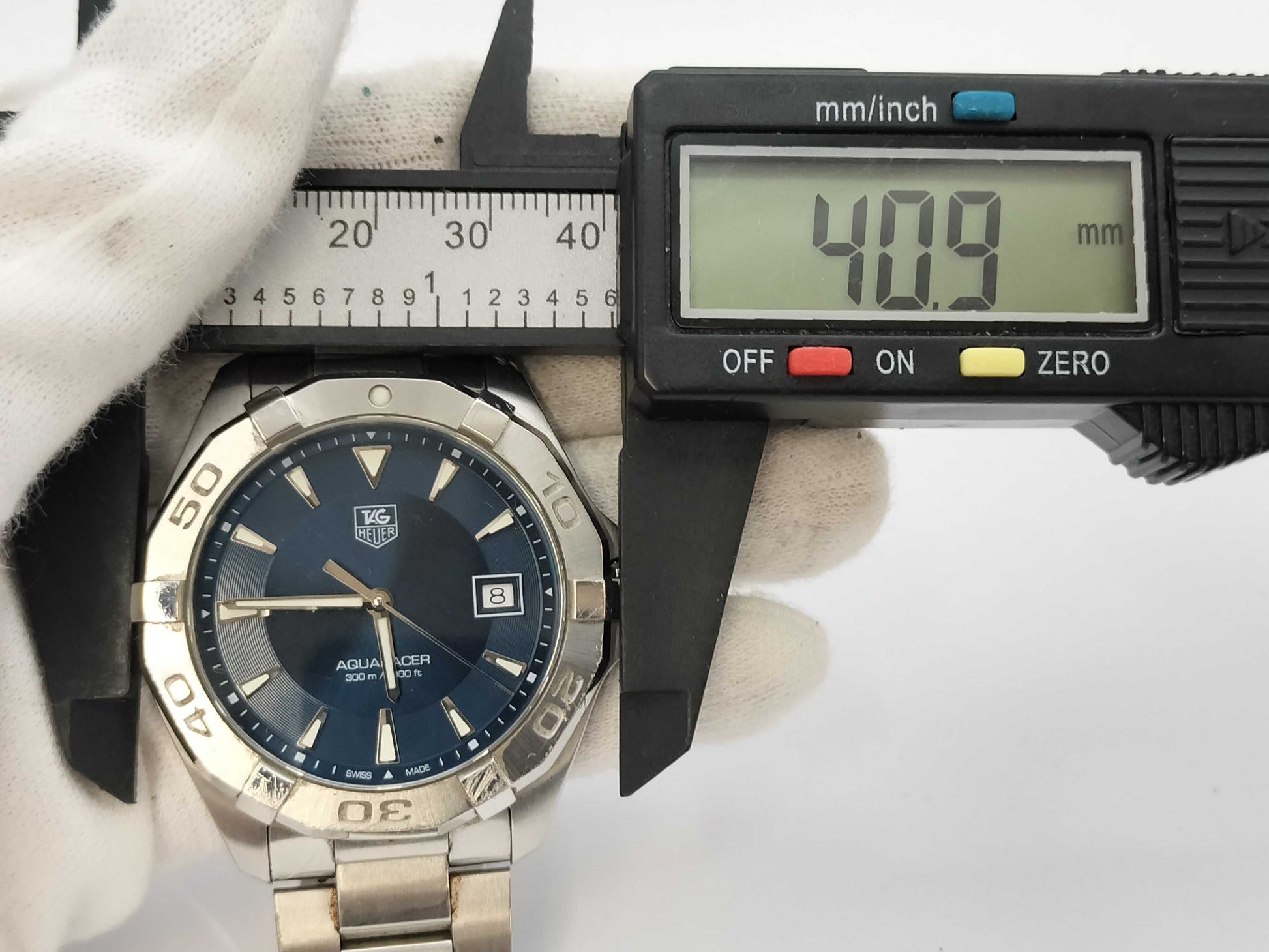 TAG Heuer Aquaracer WAY1112 WWN1699 Navy Dial Quartz Men's Watch