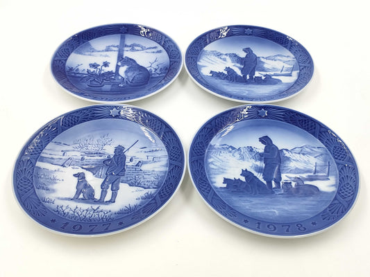 ROYAL COPENHAGEN Copenhagen Annual Plate Set of 4
