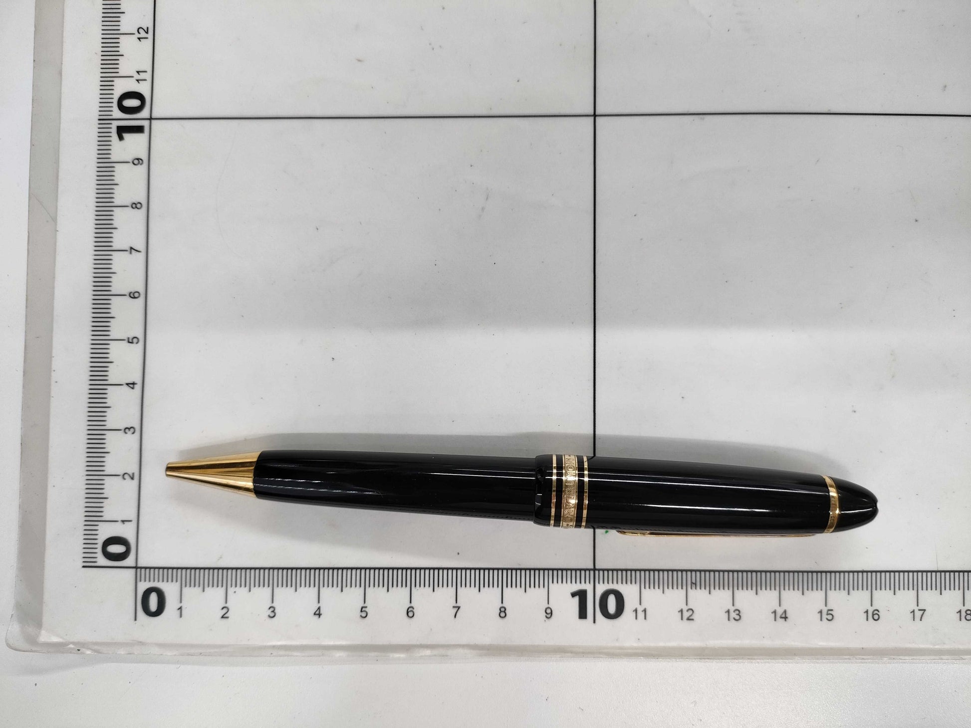 MONTBLANC Meisterstück 161 Ballpoint Pen, GP x Resin, Black