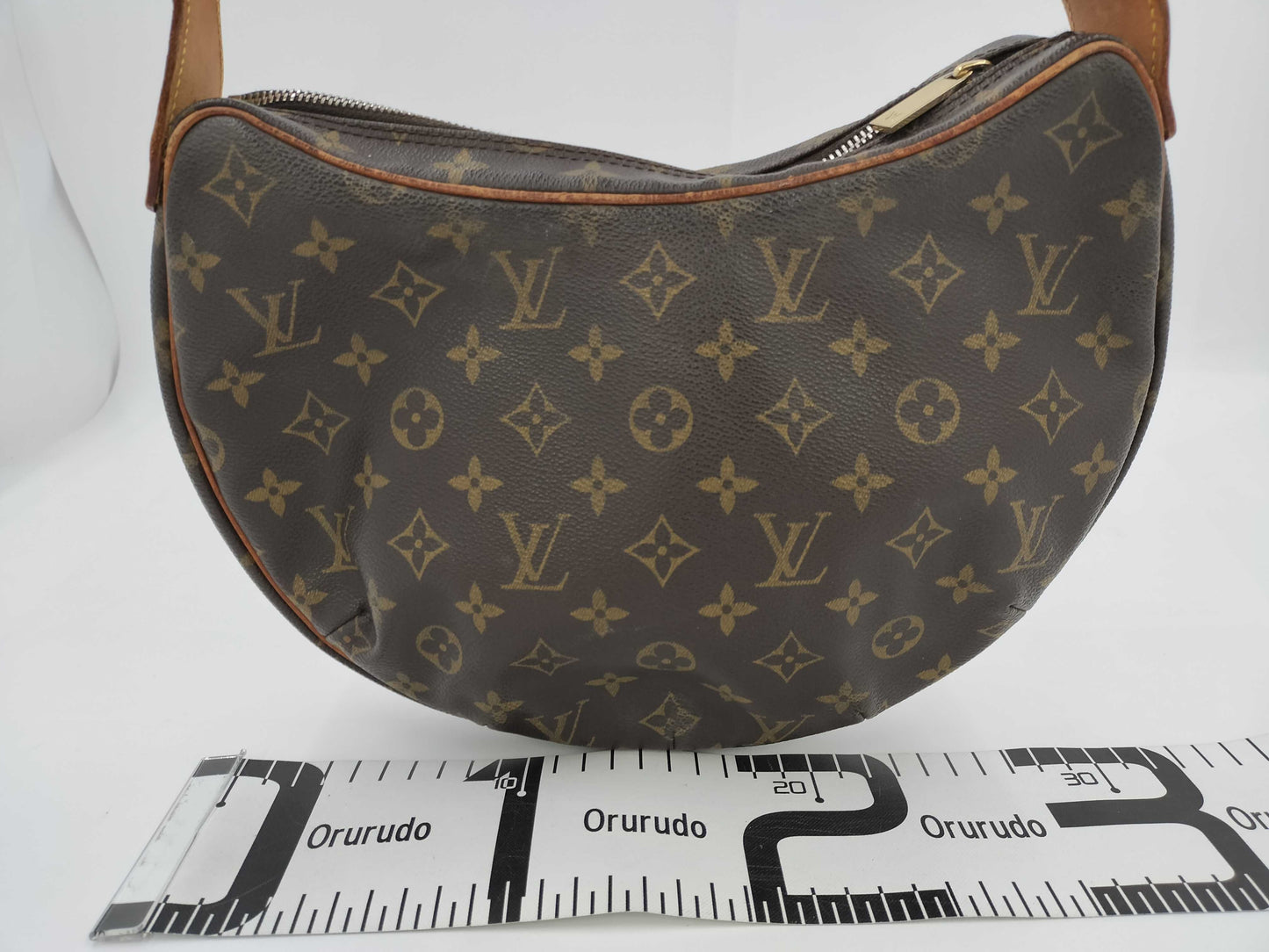 LOUIS VUITTON Louis Vuitton Monogram Croissant Shoulder Bag M51510