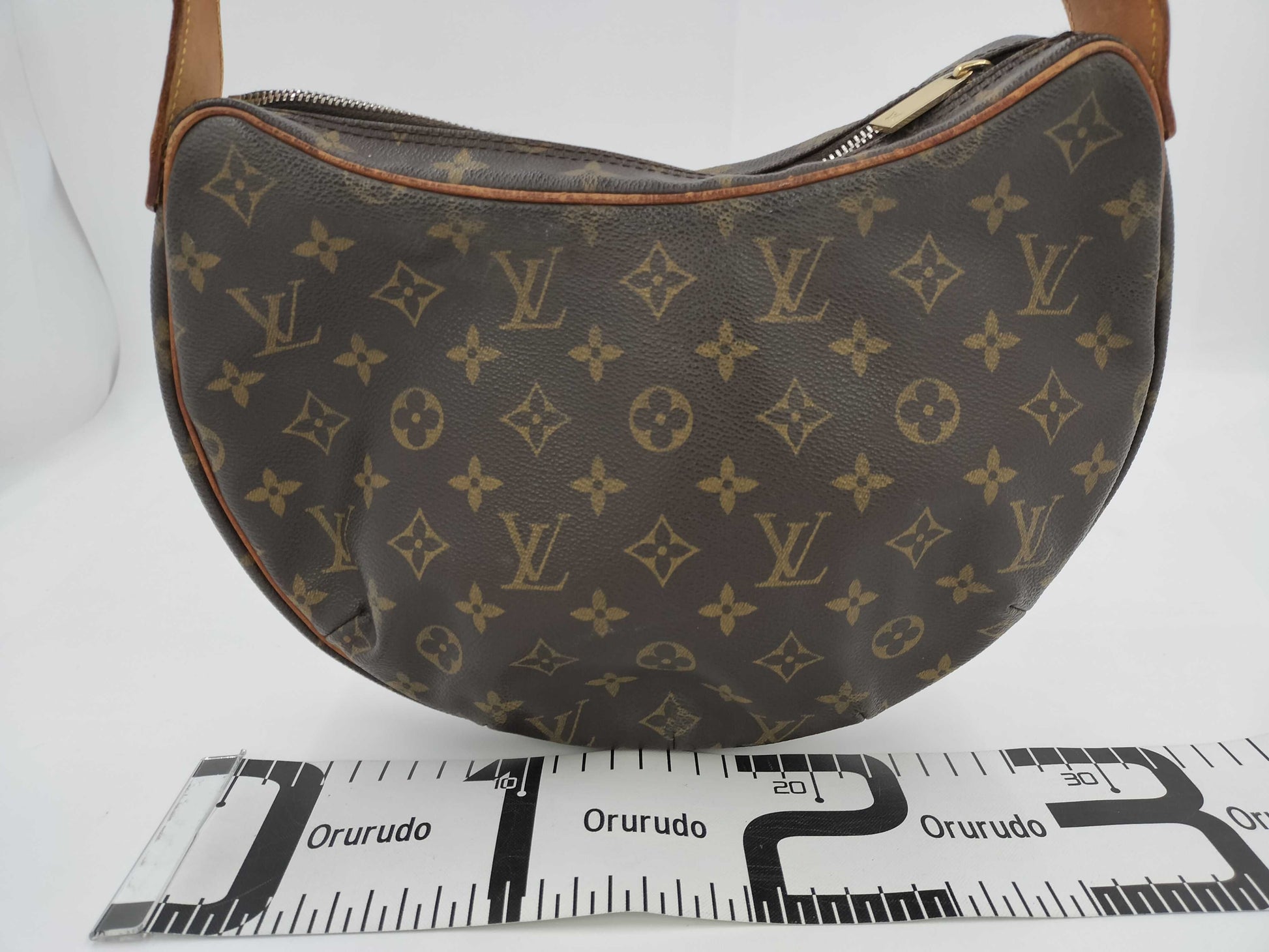 LOUIS VUITTON Louis Vuitton Monogram Croissant Shoulder Bag M51510