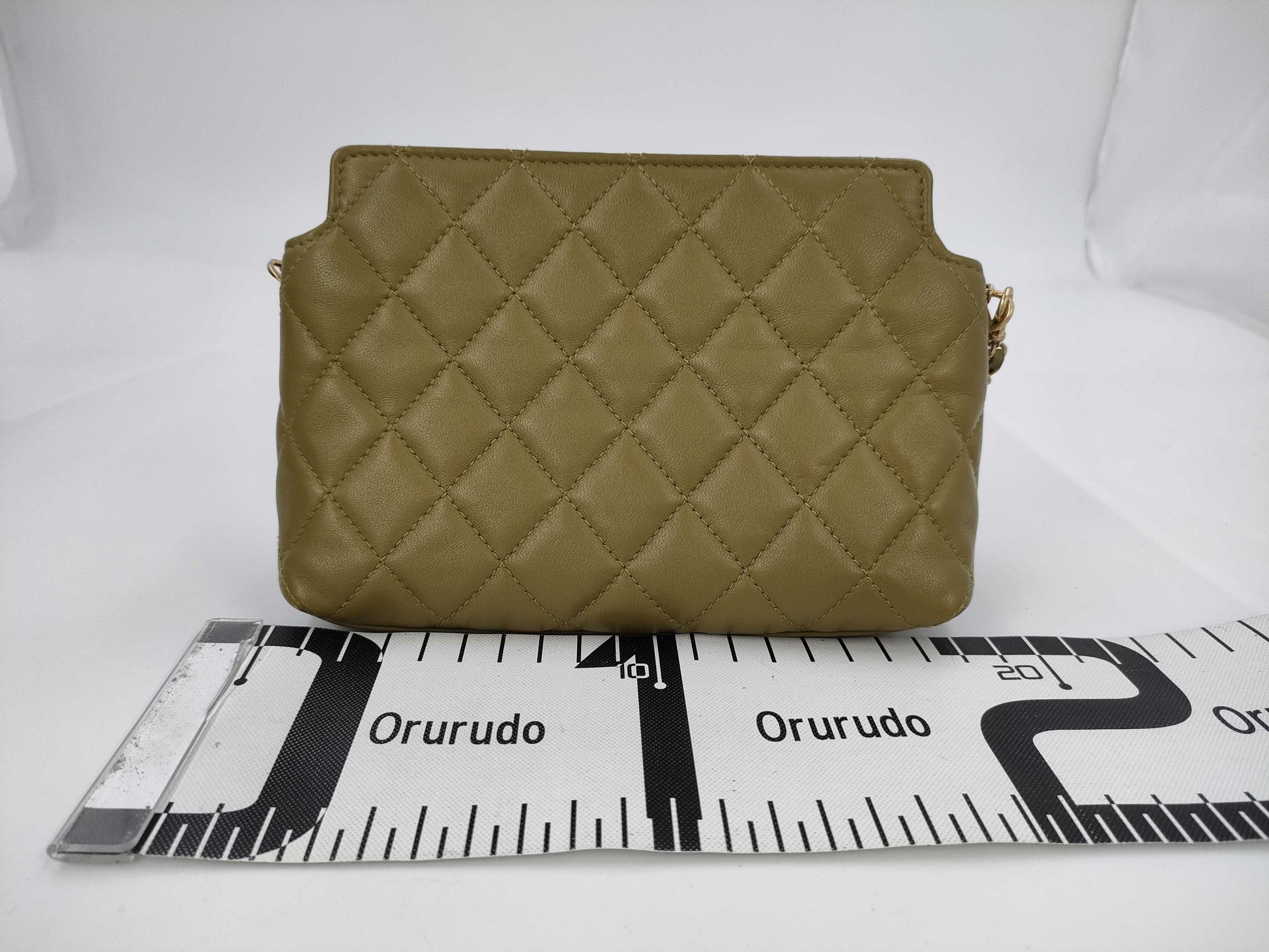 CHANEL Chain One Shoulder Bag x Khaki x Gold Hardware x KlC30U0A Shoulder Bag