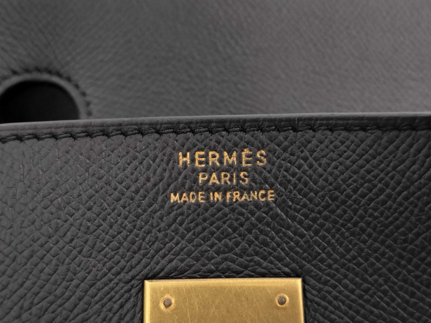 HERMES Birkin 40 Couchvel Black Handbag with 〇X Stamp