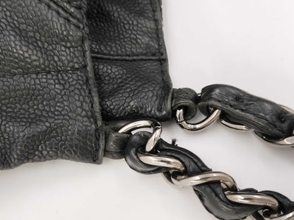 CHANEL Caviar Skin Large Wrinkled Handbag, Size 10
