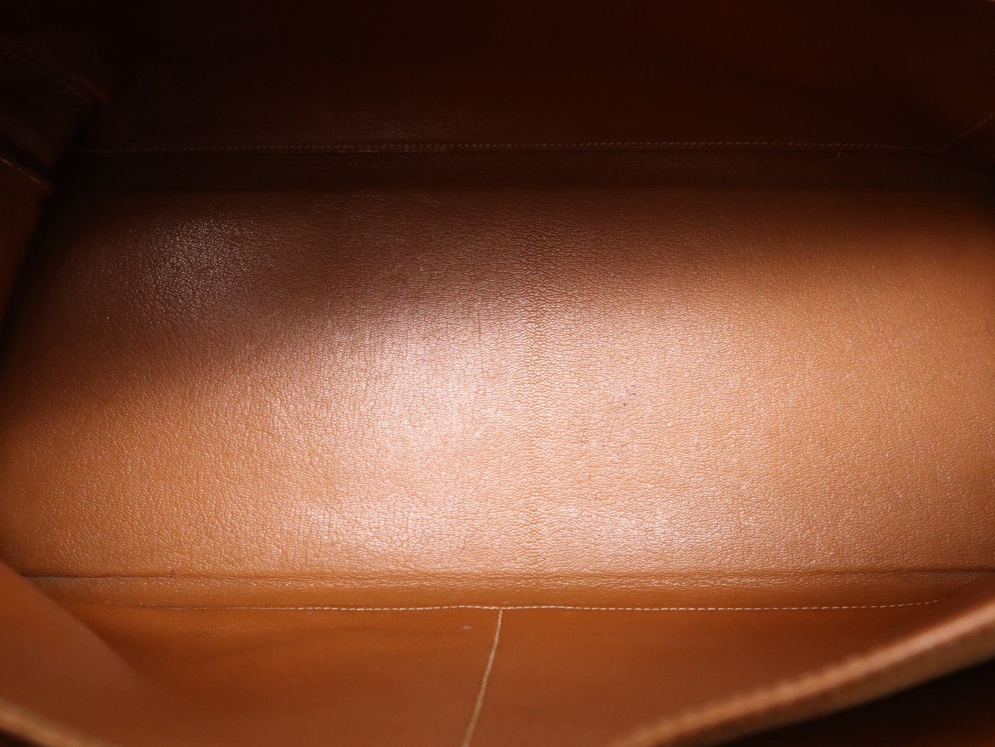 HERMES Kelly 32 Handbag with GD hardware, dust bag, padlock, clasp, and two keys.