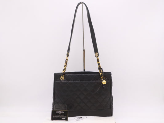 CHANEL Lambskin Chain Shoulder Bag with GD Hardware, Black