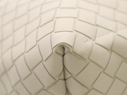 BOTTEGA VENETA P01574389N Intrecciato New Rubber Scorpito Tote Bag Beige White Tote Bag