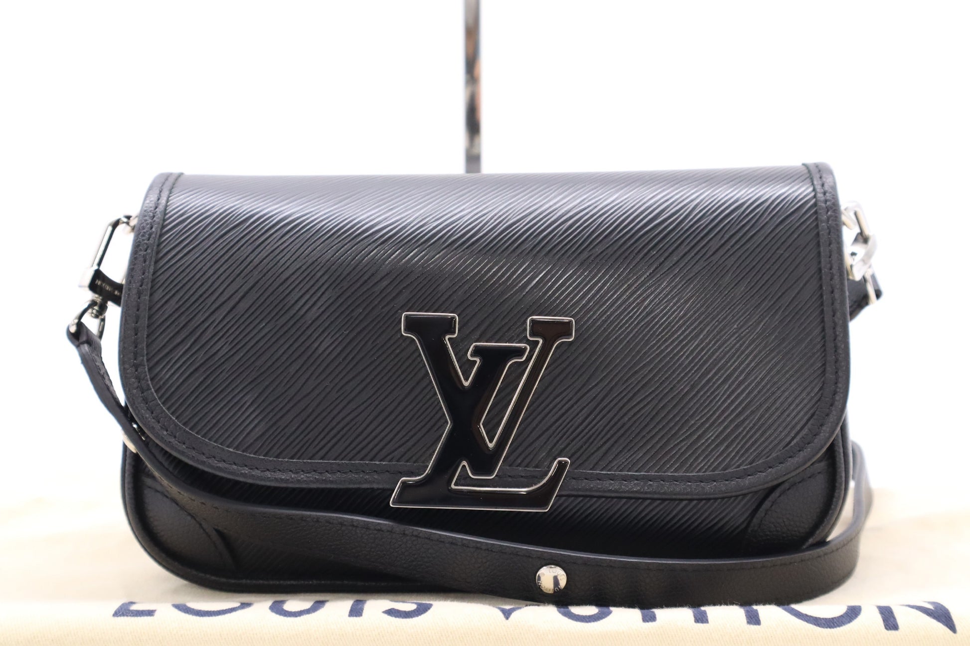 LOUIS VUITTON M59386 Epibusi NM Shoulder Bag with RFID Reader, No Serial Tag, Shoulder Strap and Dust Bag Included