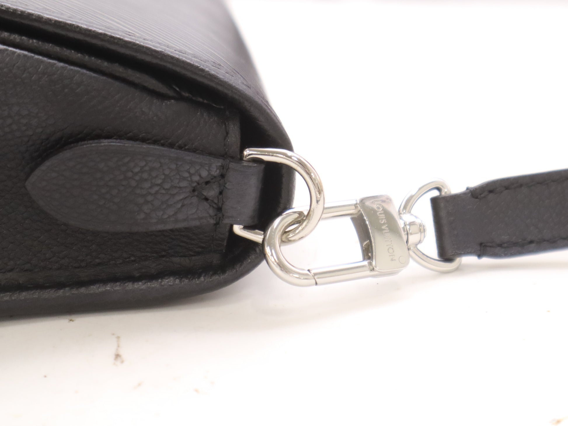 LOUIS VUITTON M59386 Epibusi NM Shoulder Bag with RFID Reader, No Serial Tag, Shoulder Strap and Dust Bag Included