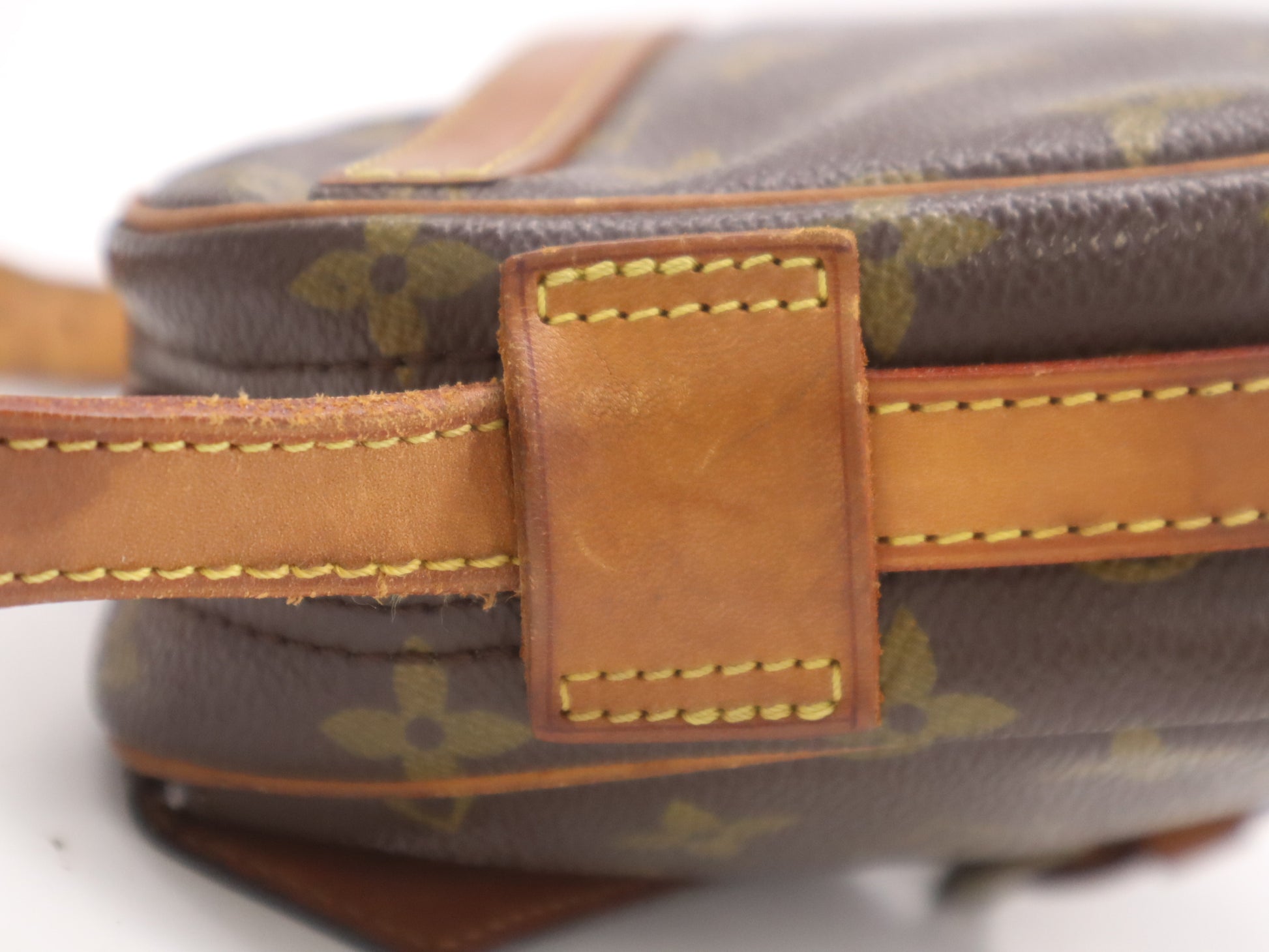 LOUIS VUITTON M51227 Monogram Jaune Fille 23 Shoulder Bag