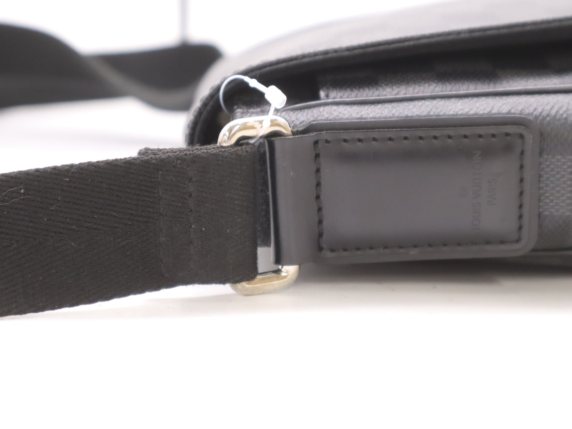 LOUIS VUITTON N41260? Damier Graphite District PM Shoulder Bag