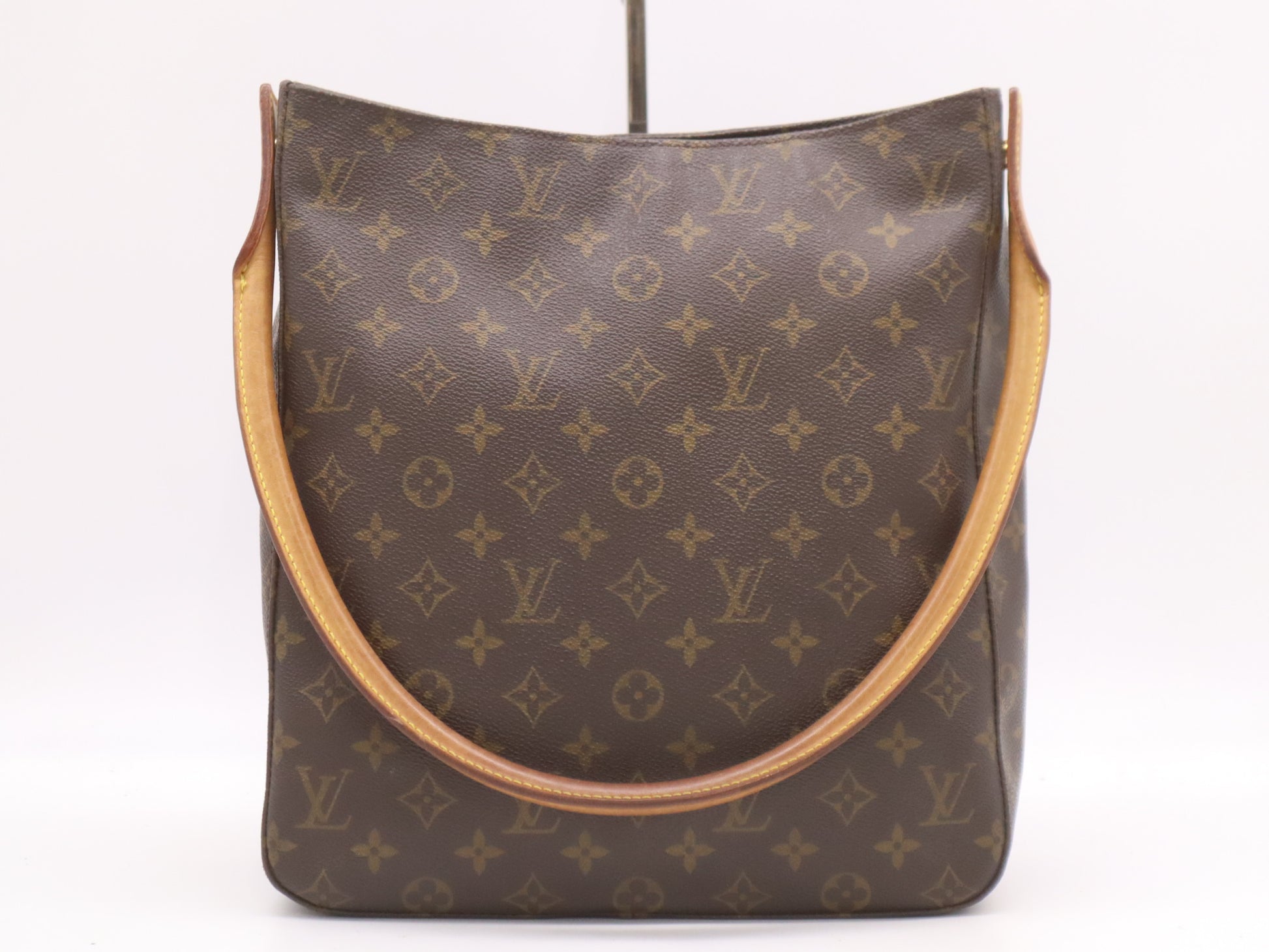 LOUIS VUITTON M51145 Monogram Looping GM Shoulder Bag