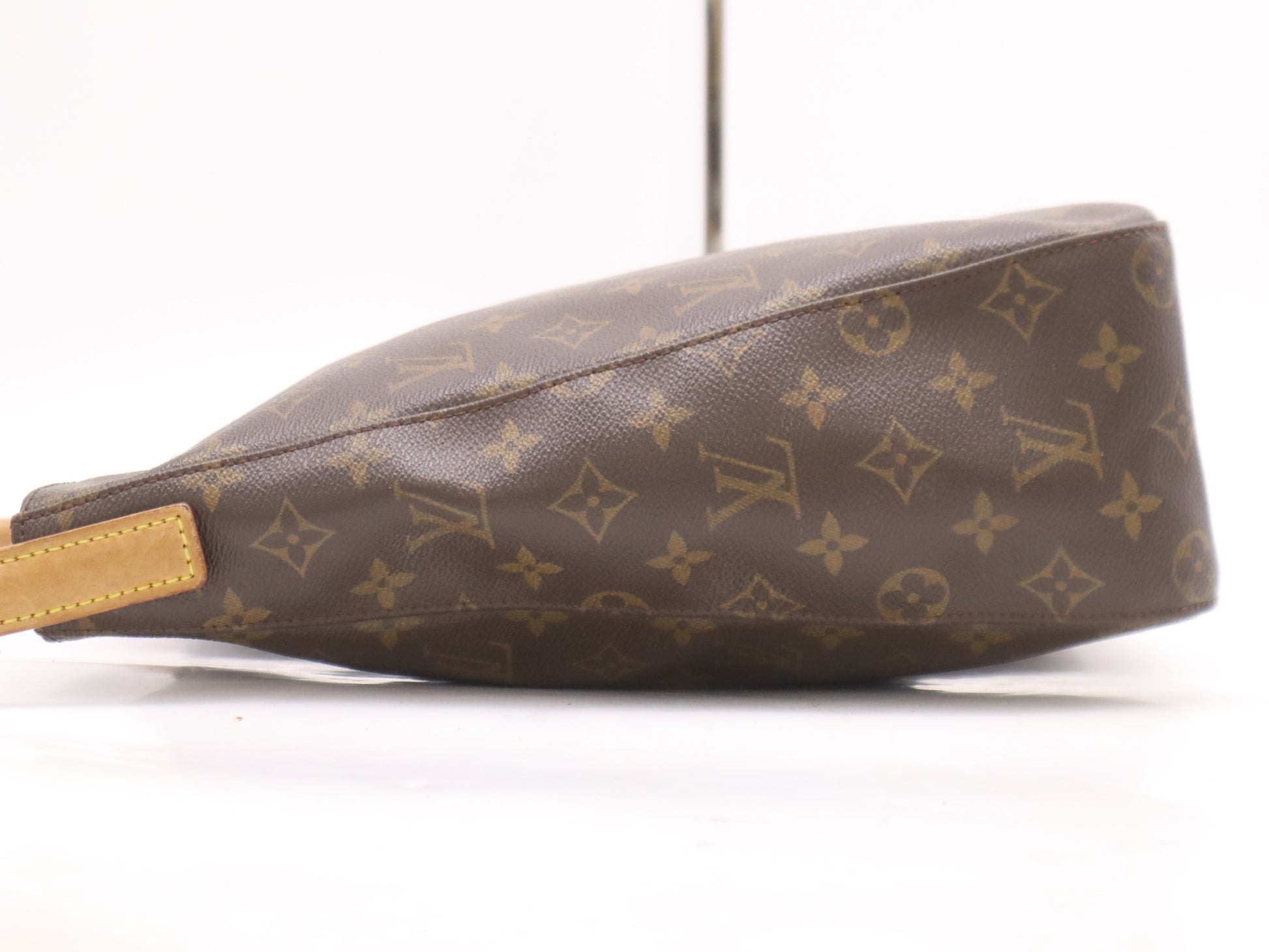 LOUIS VUITTON M51145 Monogram Looping GM Shoulder Bag