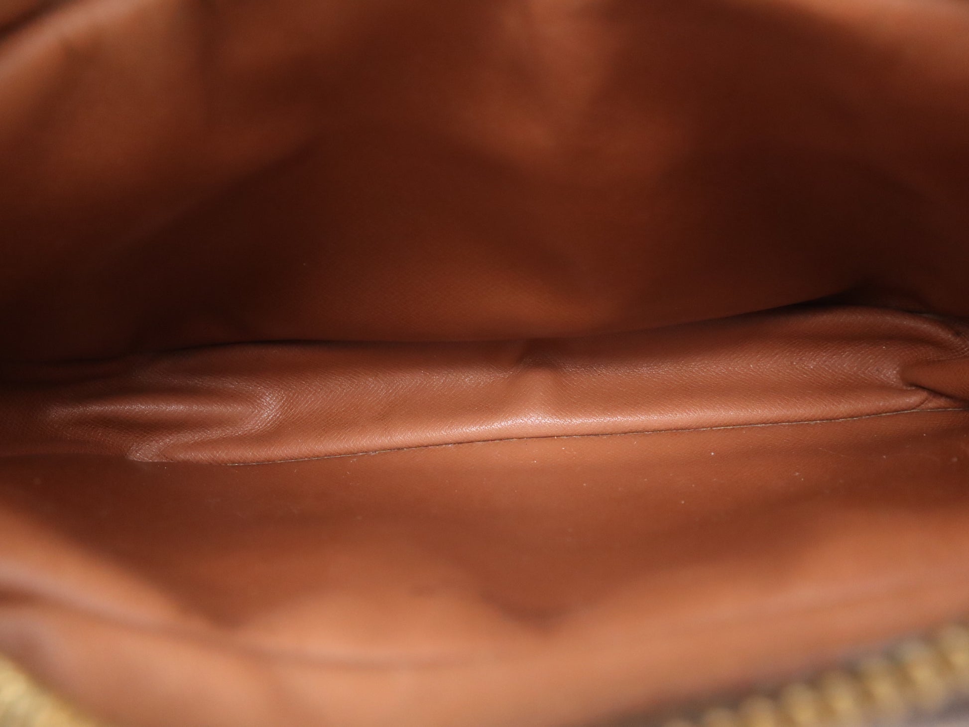 LOUIS VUITTON M51210 Monogram Saint-Germain 24 Shoulder Bag