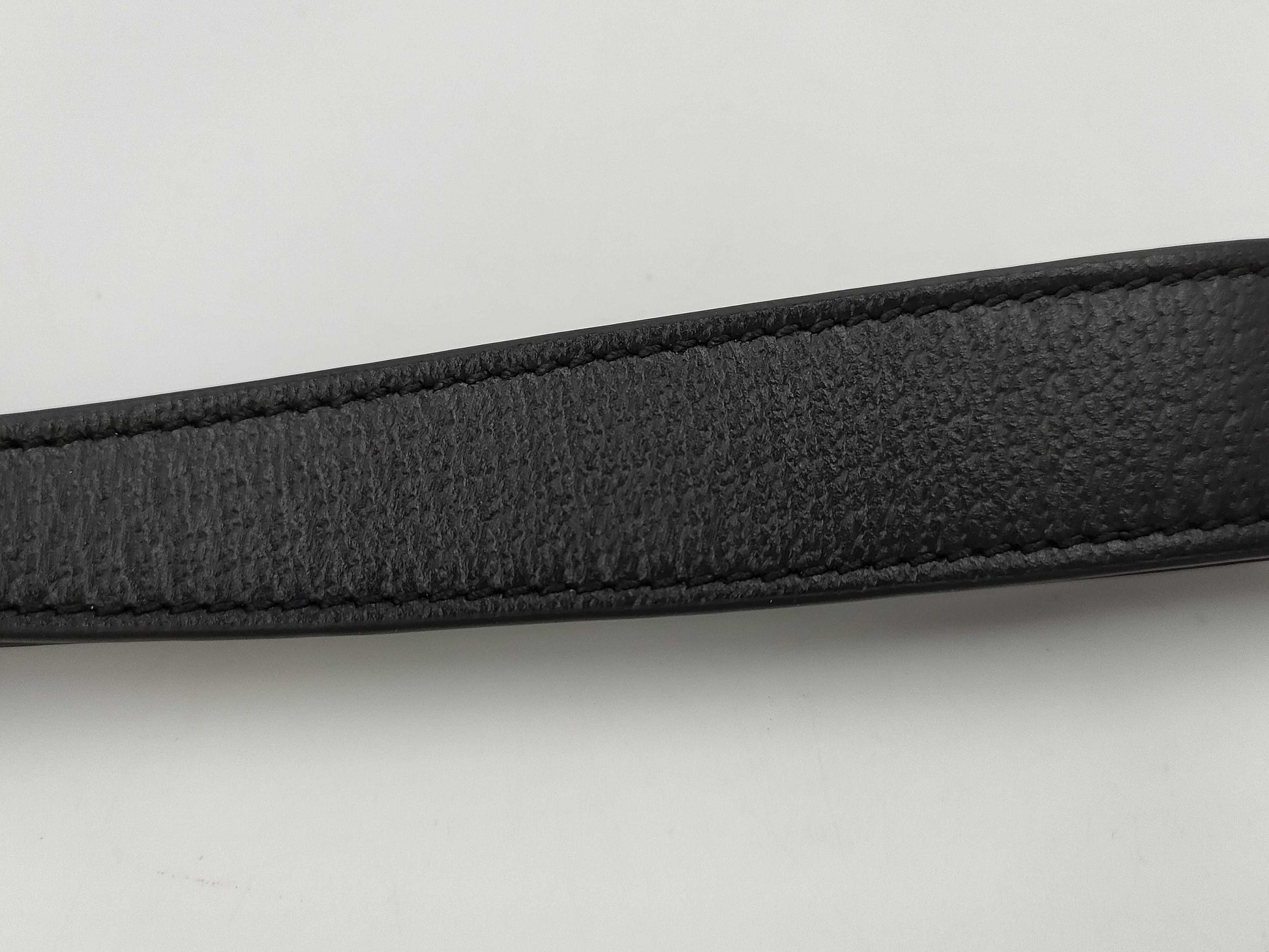 GUCCI Horsebit Clutch Bag, Black with Gold Hardware and Leather Strap, 700524 525040